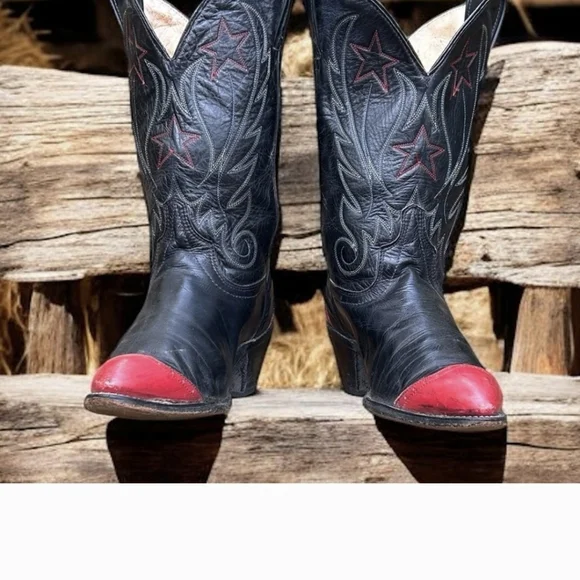 Vintage Black/Red Star Embroidered Cowboy Western Boots Women's Size 7M